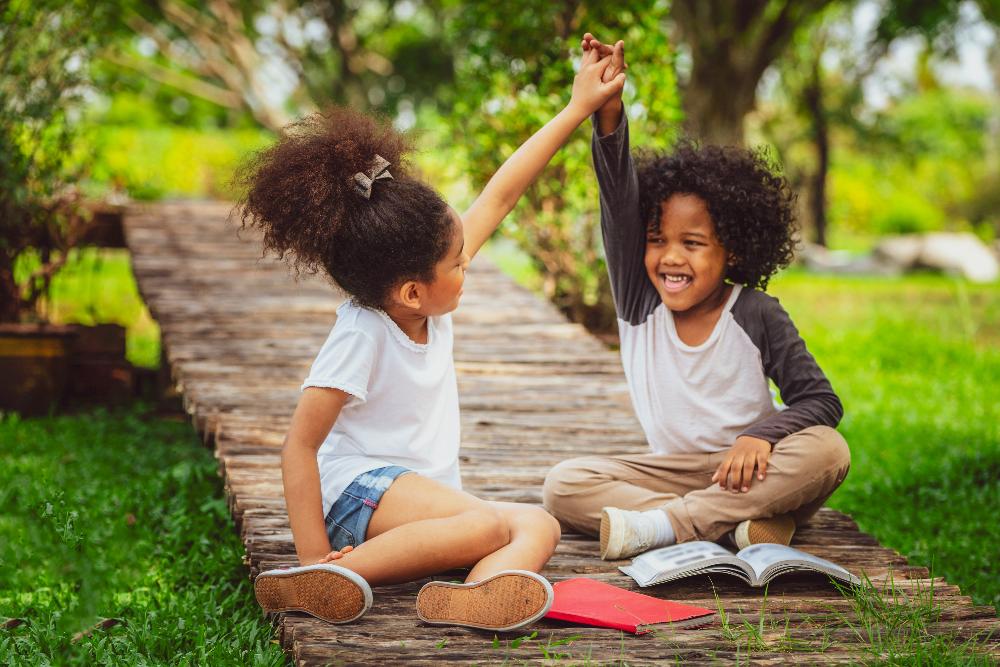 two children playing in park | behavioral guidance apple valley