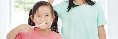 Kid Brush the Teeth | carousel pediatrics near me