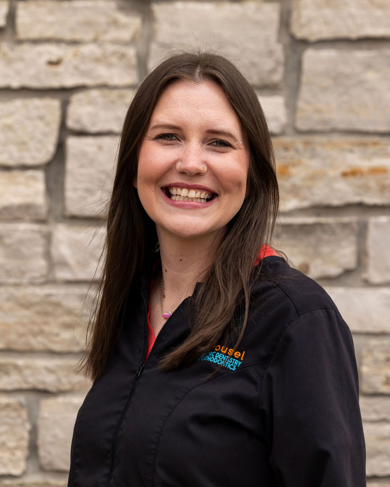 candace dental assistant headshot | pediatric dentistry apple valley mn