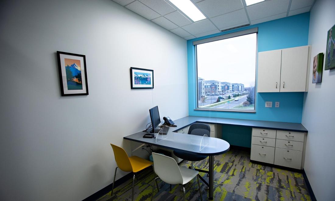 dental office l carousel pediatric dentistry